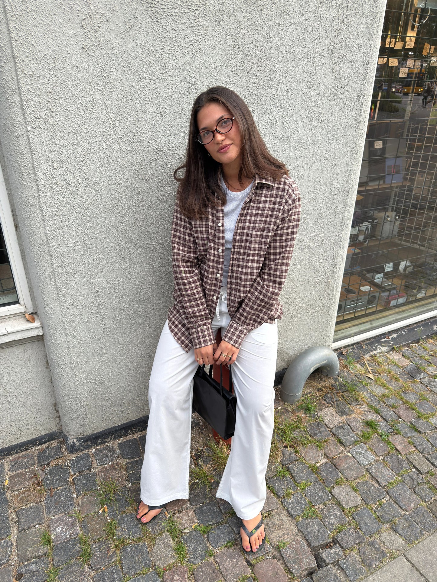 Katja is 170 cm tall and wears size M. | white