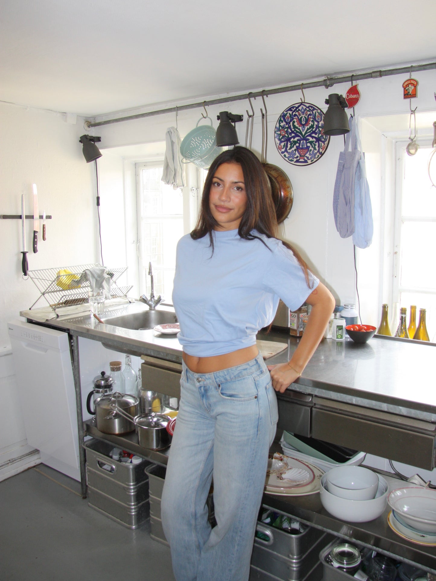 Nanna is 166 and wears size S. | light blue